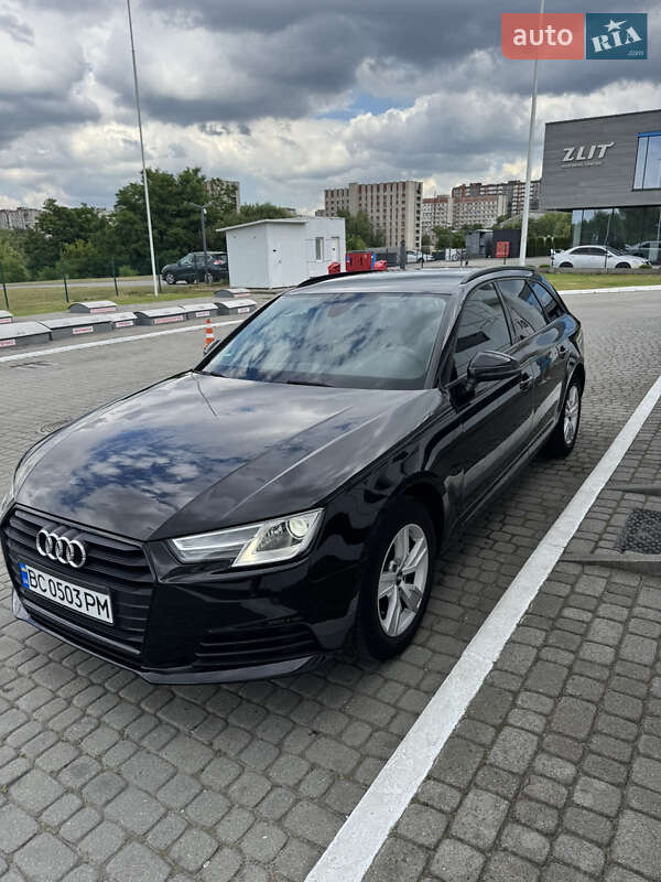 Універсал Audi A4 2016 в Львові