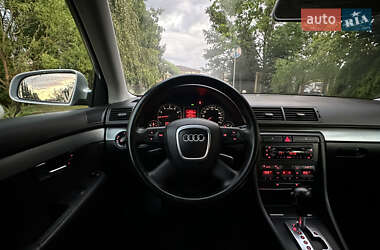 Седан Audi A4 2005 в 