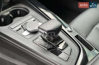 Седан Audi A4 2016 в 