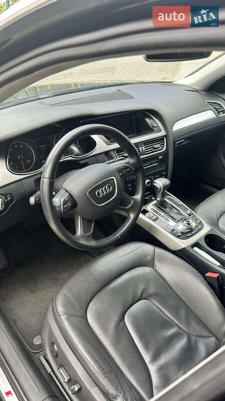 Седан Audi A4 2013 в Трускавці