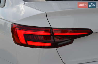 Седан Audi A4 2016 в 
