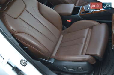 Седан Audi A4 2016 в 