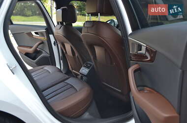 Седан Audi A4 2016 в 