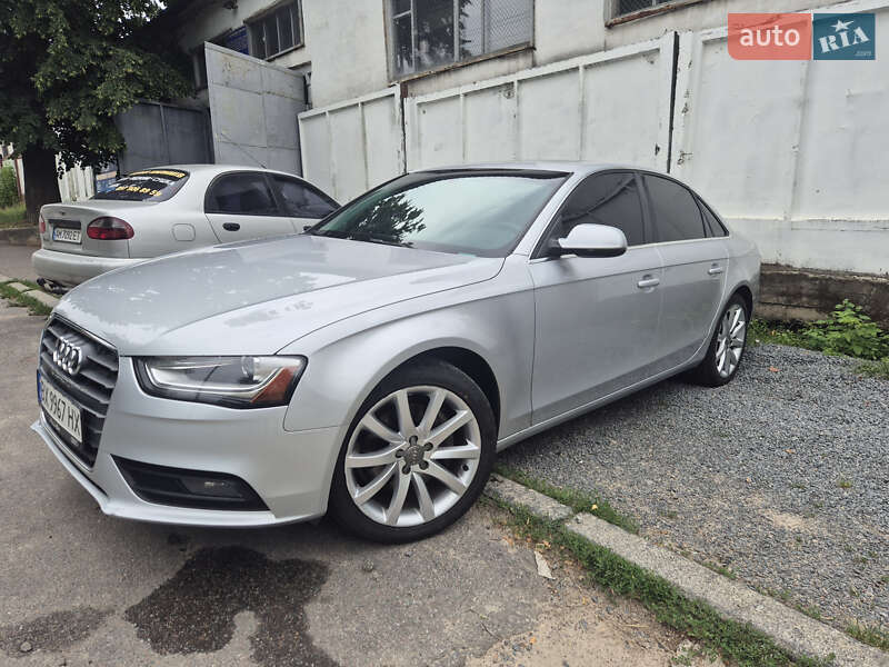 Седан Audi A4 2013 в Бердичеве