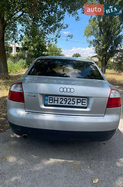 Седан Audi A4 2001 в 