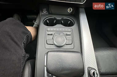 Седан Audi A4 2017 в 