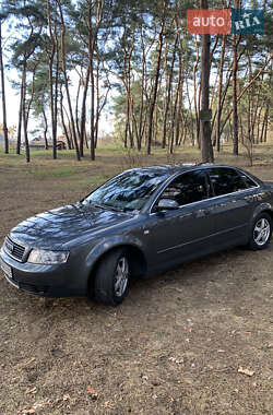Седан Audi A4 2003 в Тростянце