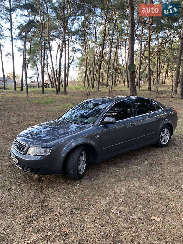 Седан Audi A4 2003 в 