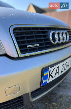 Седан Audi A4 2001 в 