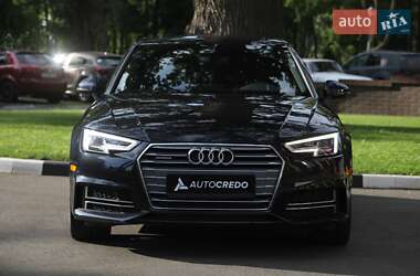 Седан Audi A4 2016 в 