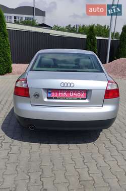 Седан Audi A4 2002 в 