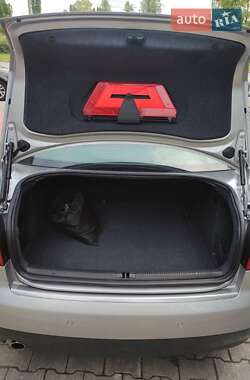 Седан Audi A4 2002 в 