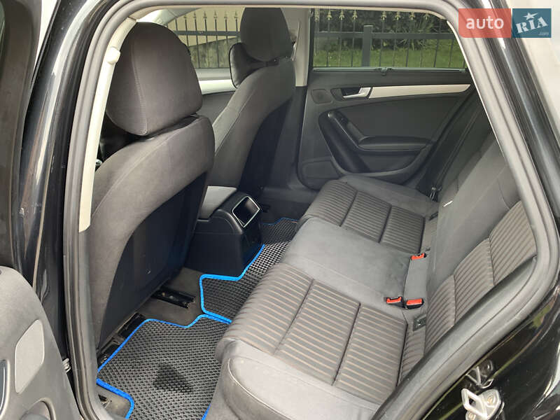 Универсал Audi A4 2010 в Сокале