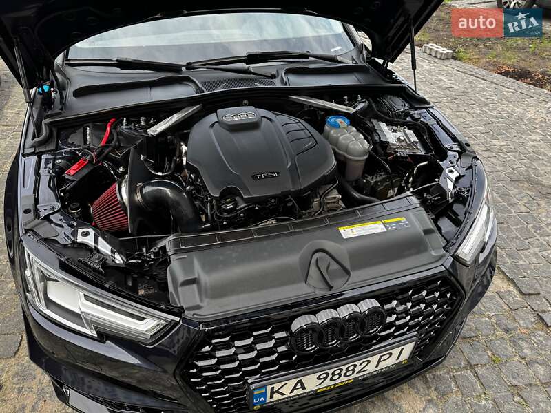 Седан Audi A4 2017 в Киеве