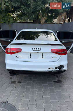 Седан Audi A4 2013 в 