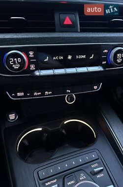 Седан Audi A4 2016 в 