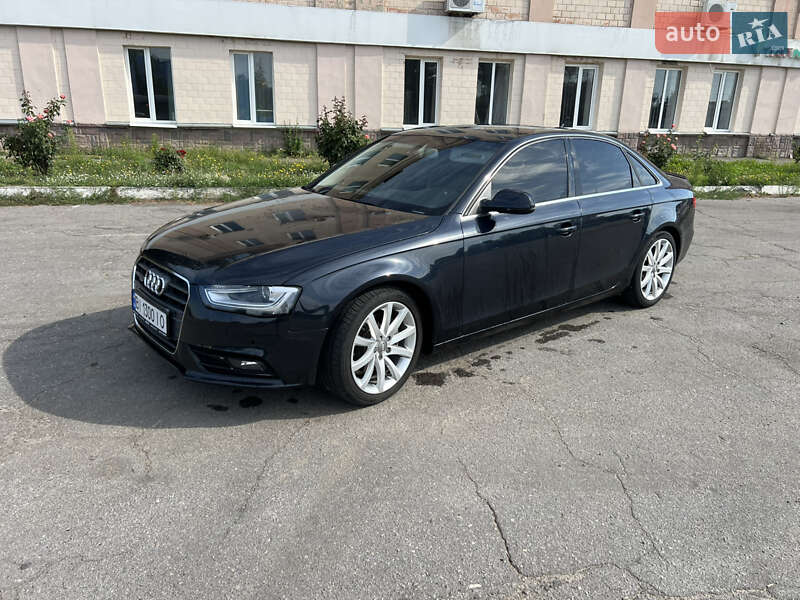 Audi A4 2012