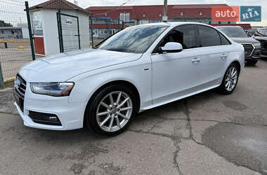 Седан Audi A4 2014 в 