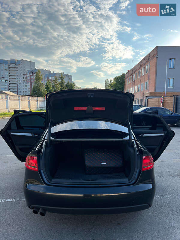Седан Audi A4 2010 в Чернигове