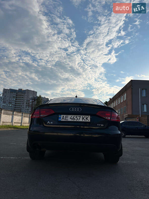Седан Audi A4 2010 в Чернигове