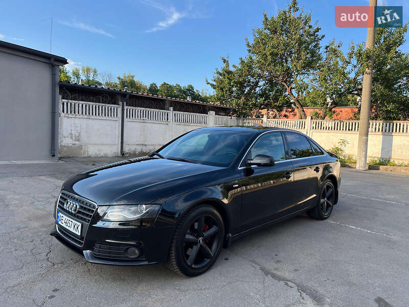 Седан Audi A4 2010 в Чернигове