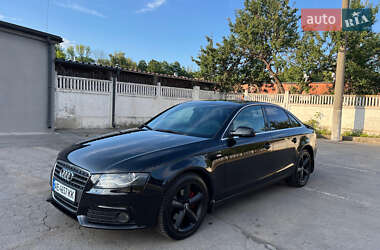 Седан Audi A4 2010 в 
