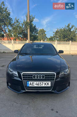 Седан Audi A4 2010 в 