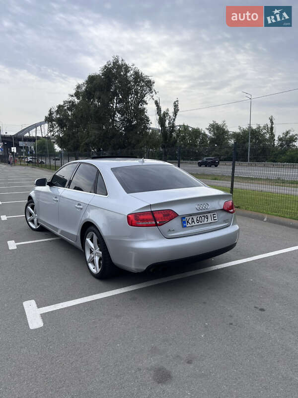 Седан Audi A4 2011 в Киеве