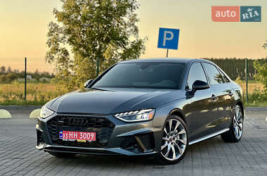 Седан Audi A4 2020 в Радивилове