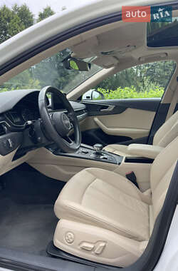 Седан Audi A4 2019 в 