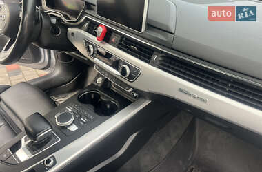 Седан Audi A4 2017 в 
