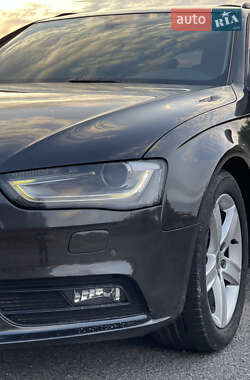 Универсал Audi A4 2012 в 