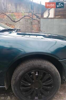 Седан Audi A4 1995 в 