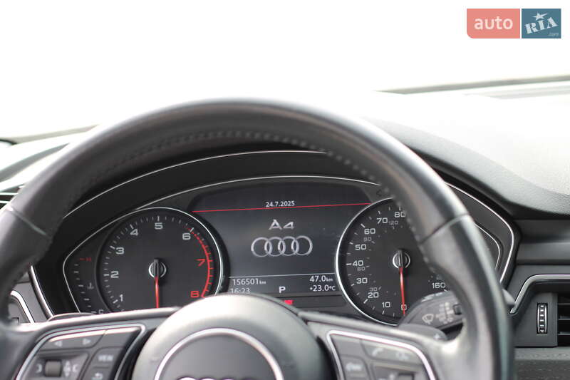 Седан Audi A4 2018 в Львове