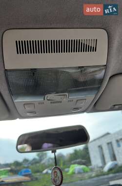 Седан Audi A4 2004 в 