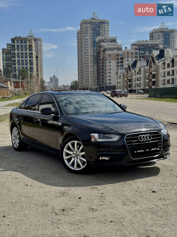 Седан Audi A4 2012 в Броварах