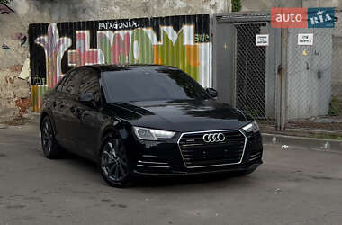 Седан Audi A4 2016 в Львове
