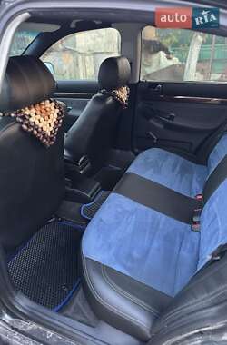 Седан Audi A4 1996 в 