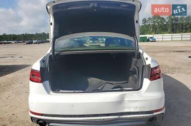 Седан Audi A4 2017 в 