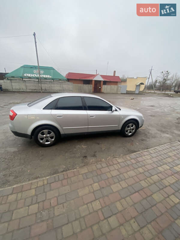 Седан Audi A4 2002 в Харькове