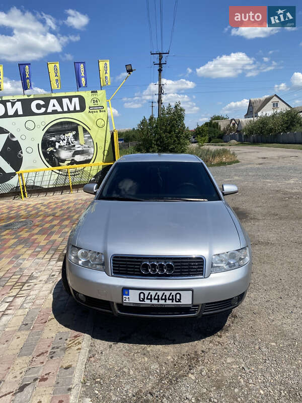 Седан Audi A4 2002 в Харькове