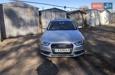 Седан Audi A4 2012 в 