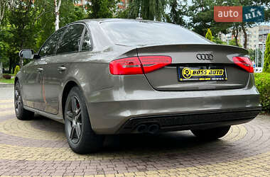 Седан Audi A4 2013 в 
