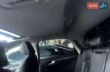 Седан Audi A4 2012 в 