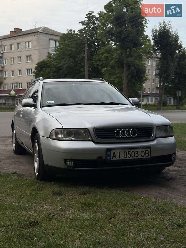 Универсал Audi A4 1999 в Яготине