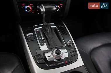 Седан Audi A4 2014 в 