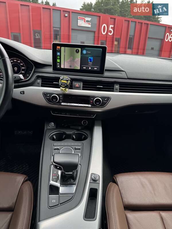 Седан Audi A4 2017 в Львове
