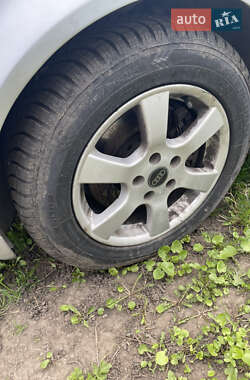 Седан Audi A4 2002 в 