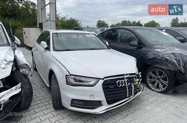 Седан Audi A4 2015 в Львове