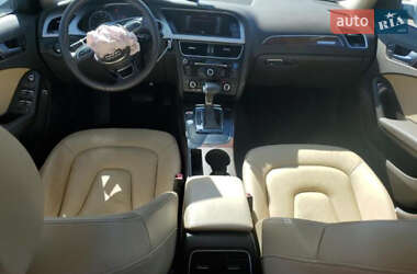 Седан Audi A4 2015 в 